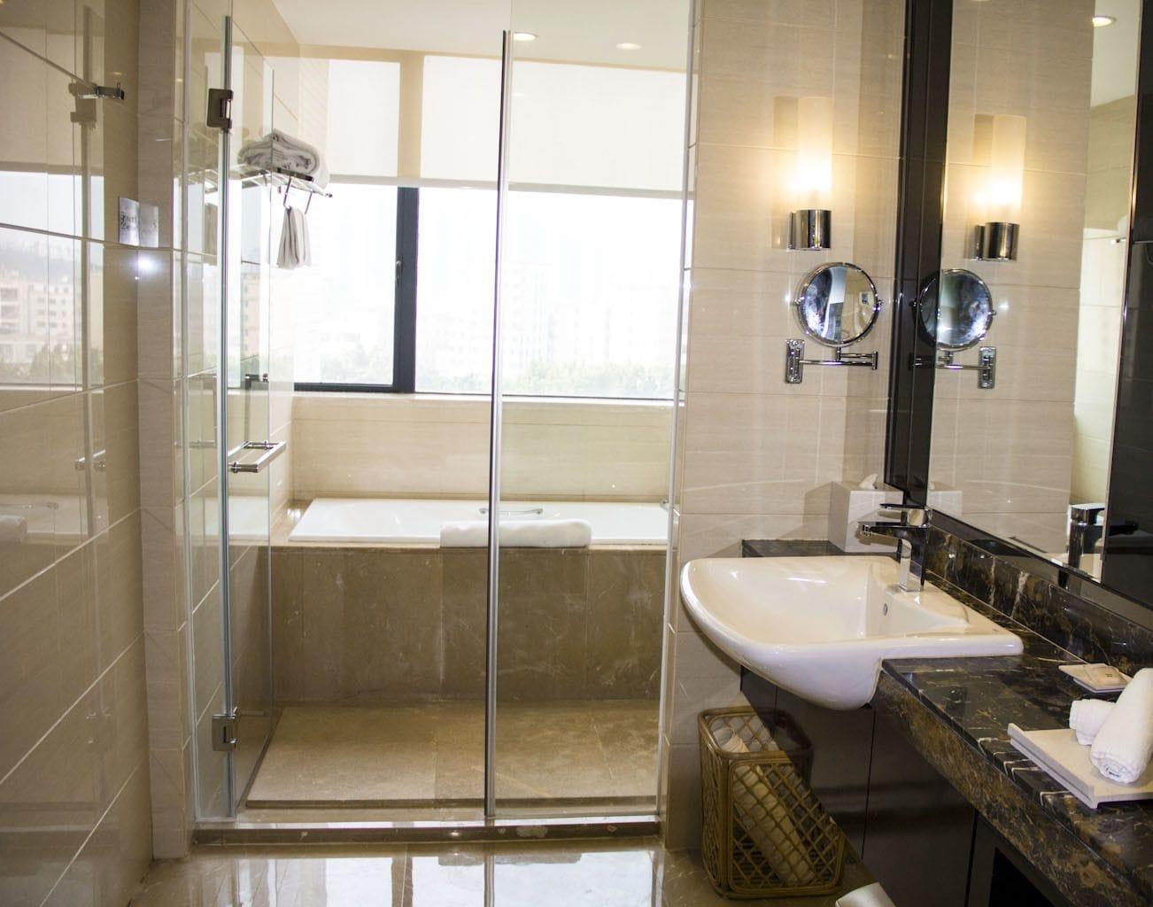Haoyin Gloria Plaza Hotel กวางโจว ภายนอก รูปภาพ